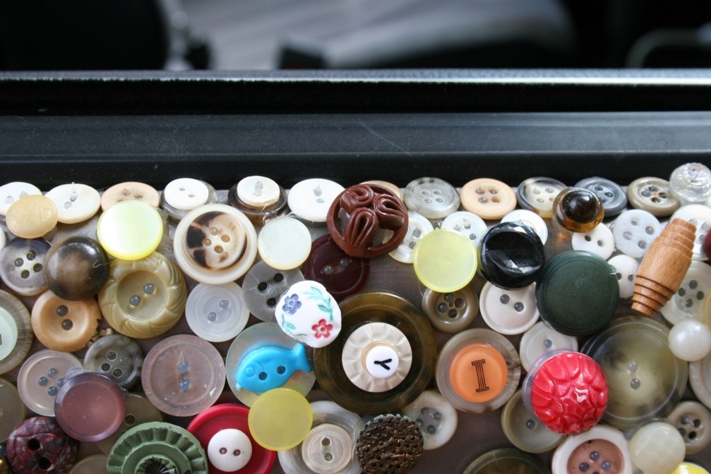 Buttons on Bette, the art car