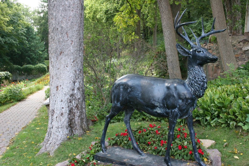 White tail deer statue at Schell's