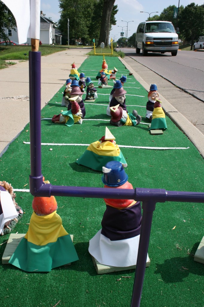 Football player gnomes in New Ulm