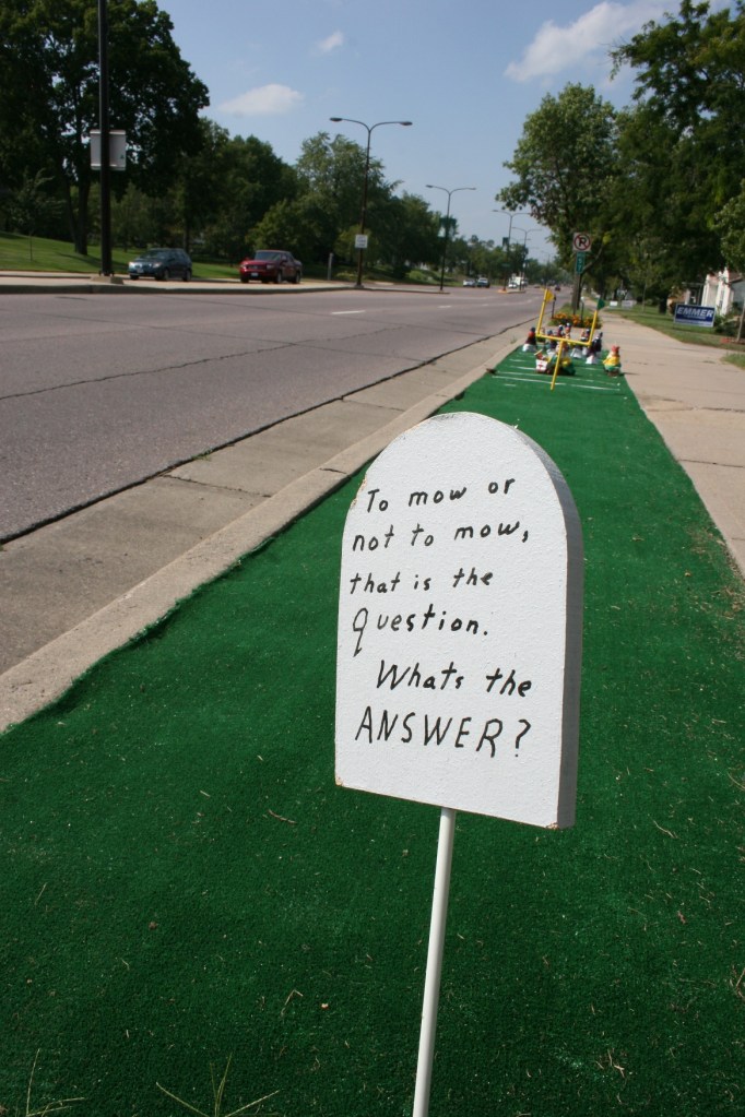 Boulevard sign in New Ulm