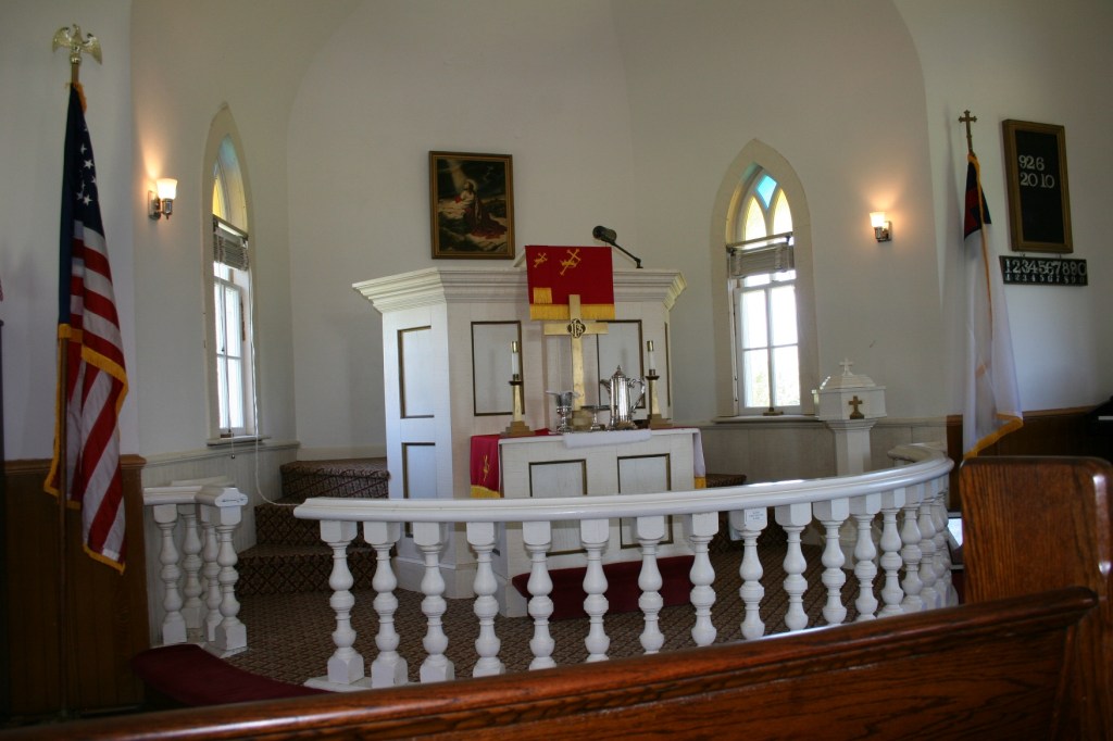 Christdala's altar and pulpit