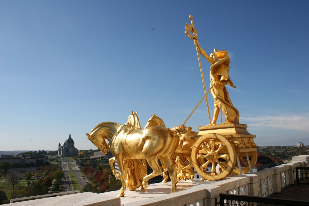 Golden horses at Minnesota Capitol