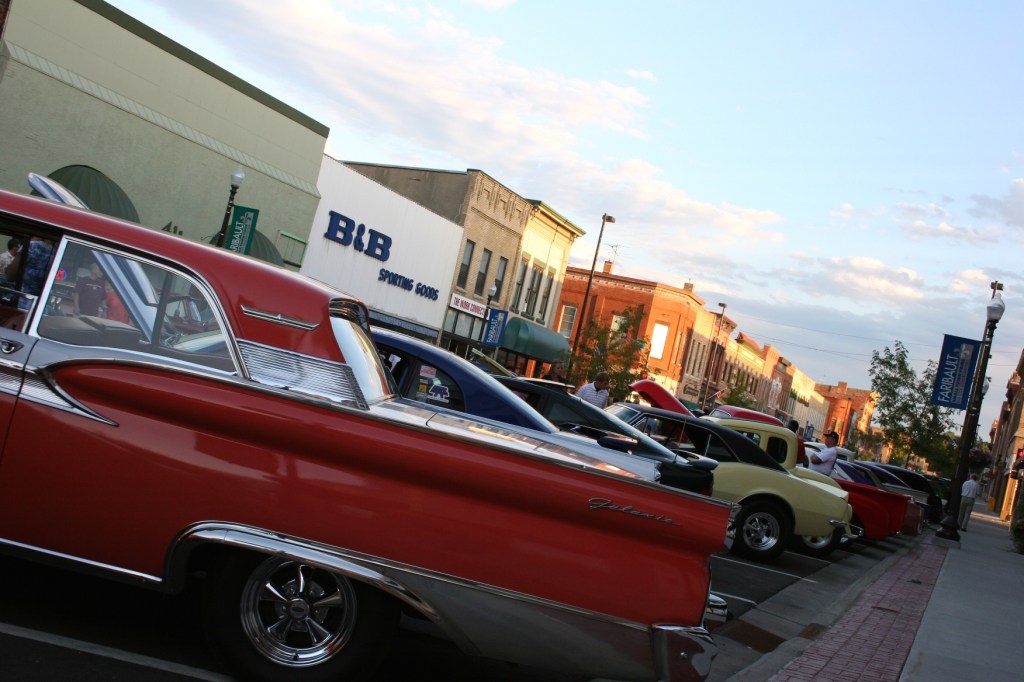 Cruise, Central Avenue