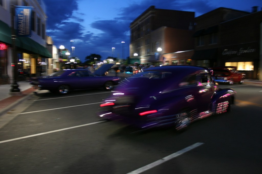 Cruise, purple car