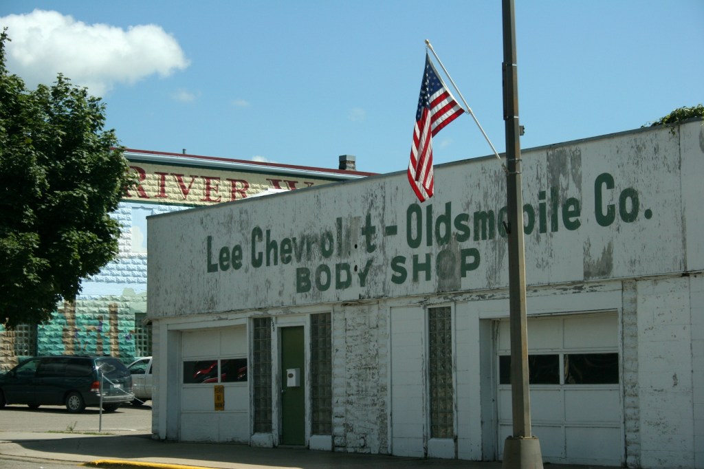 Flag, Lee Chevy
