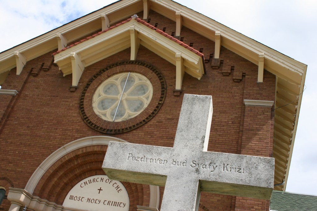Veseli, church front