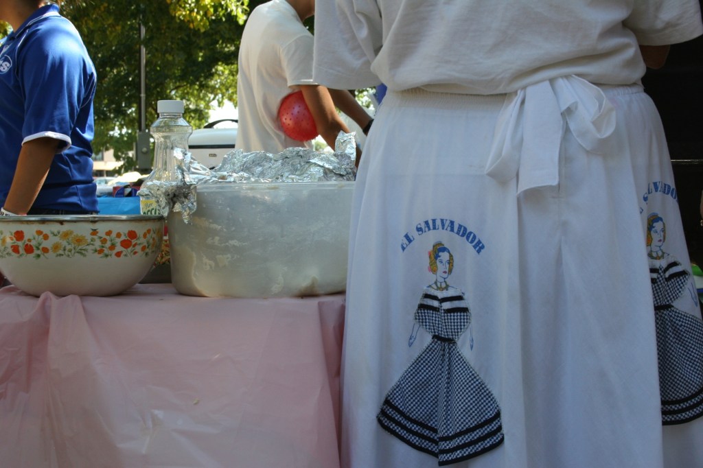 Fest, apron back