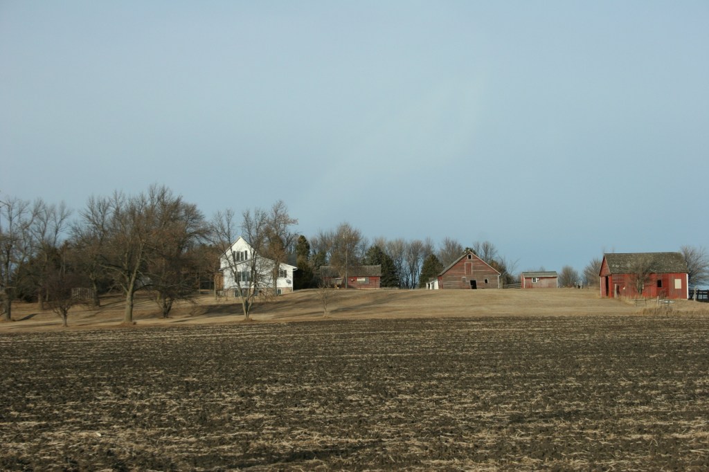 Red, farm by Lamberton