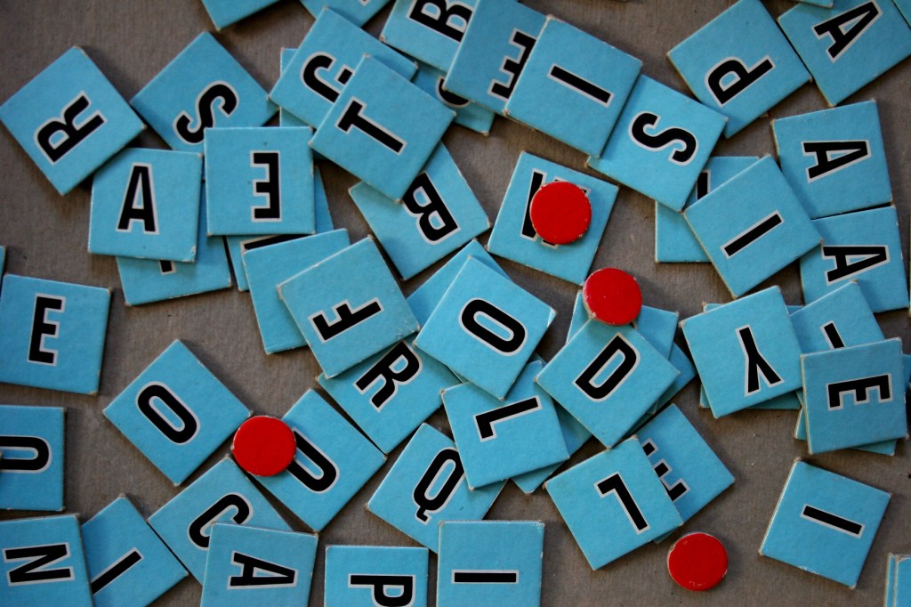 Scrabble, vintage letters