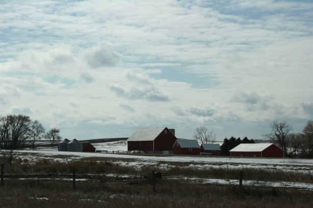 Farms, red buildings