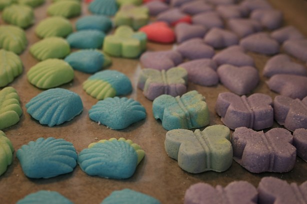 Mint making, multi-colored mints