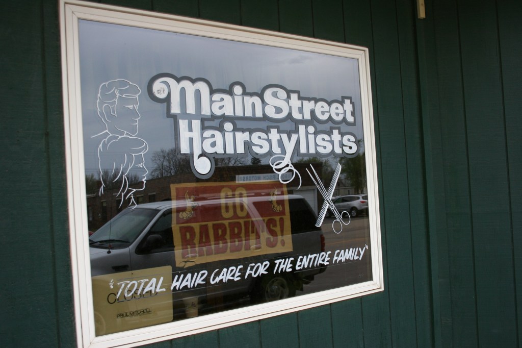 Wabasso, Go Rabbits sign