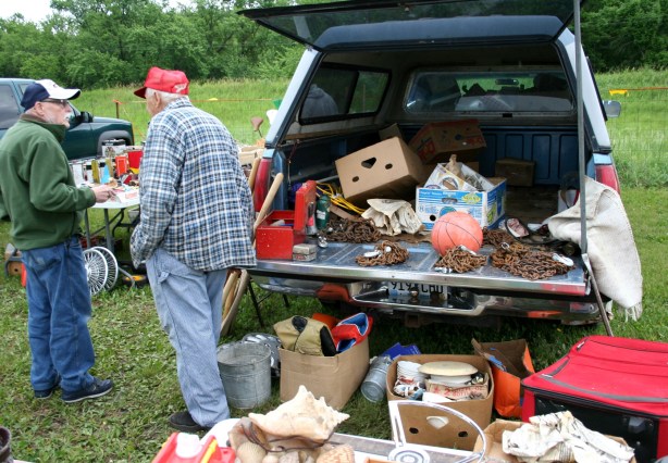 Swap, back of pick-up