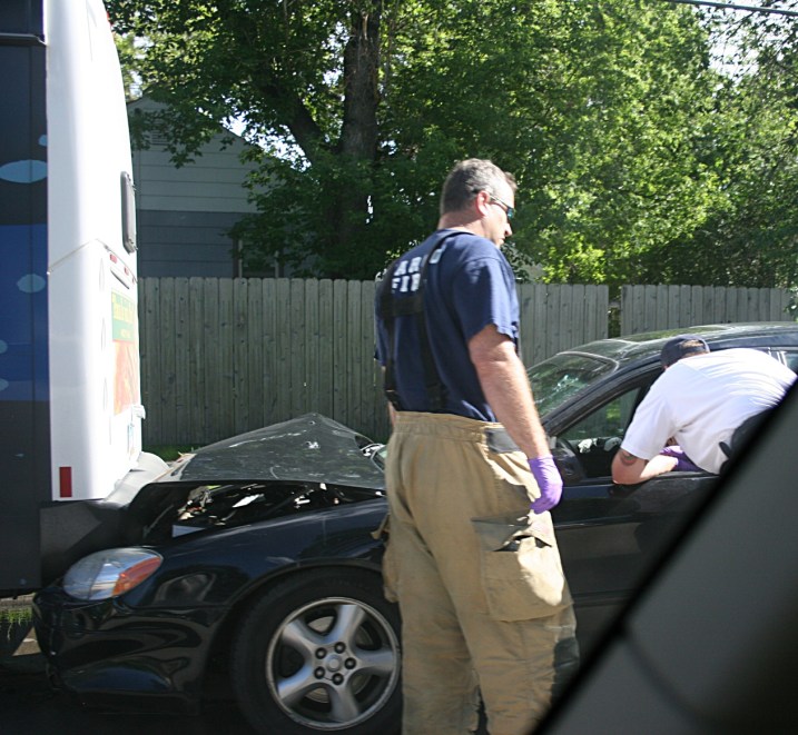 Accident, bus in Fargo 2