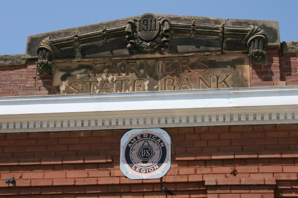 Bellechester, Legion close-up