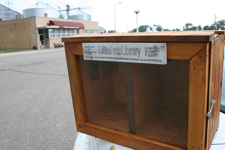 LFL, cranberry crate library