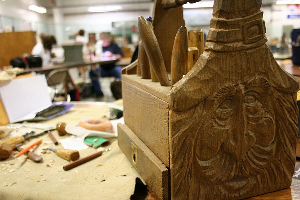 Carving, toolbox