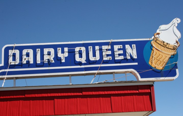 DQ sign, Janesville