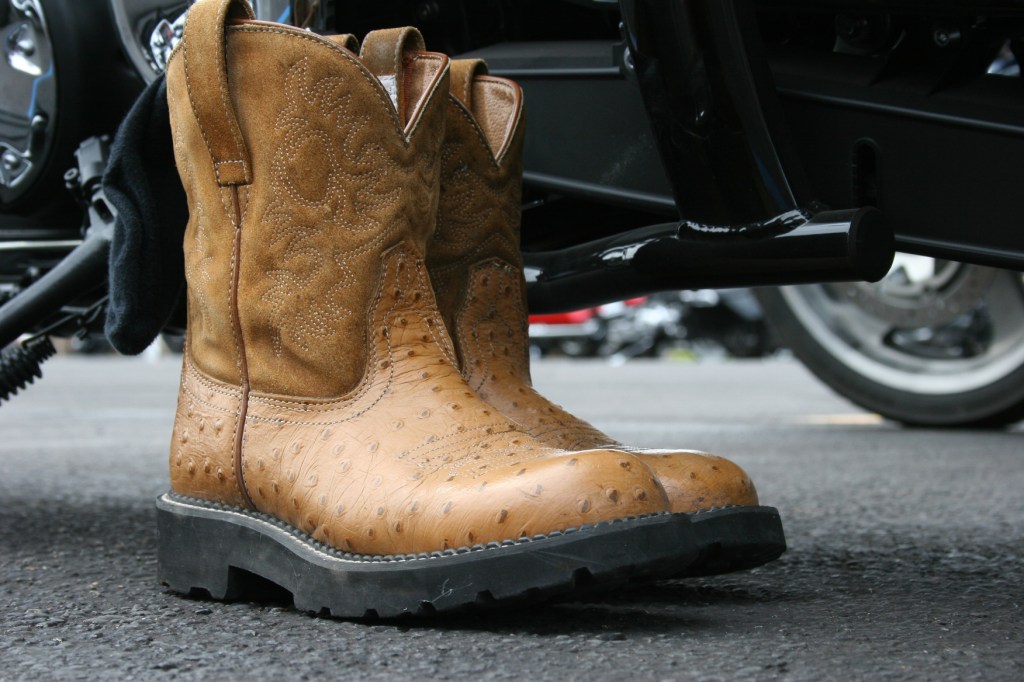 Harley, boots