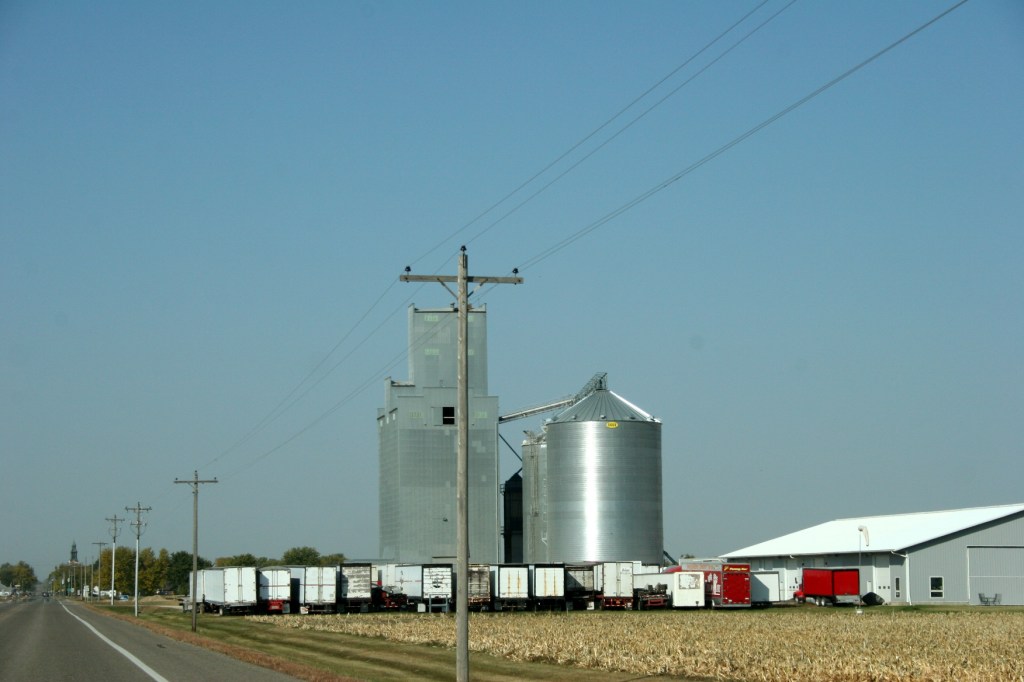 Harvest, Vermillion elevator 1