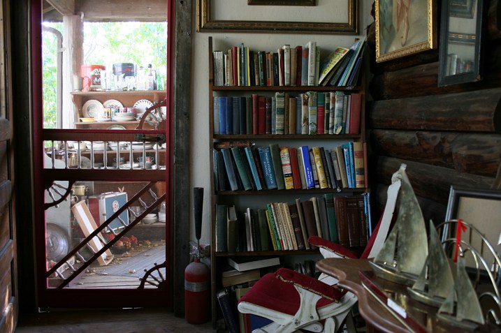 Lakeville, door to porch