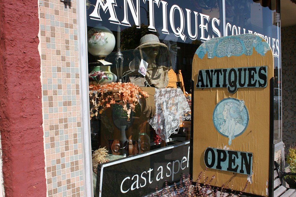 Downtown Hastings, antiques open sign