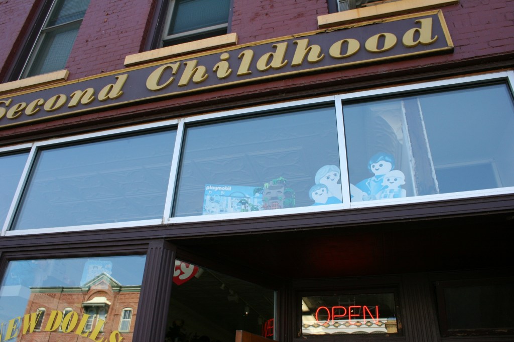 Downtown Hastings, Second Childhood Toys