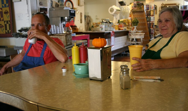 Highland Cafe, Troy and Sharon