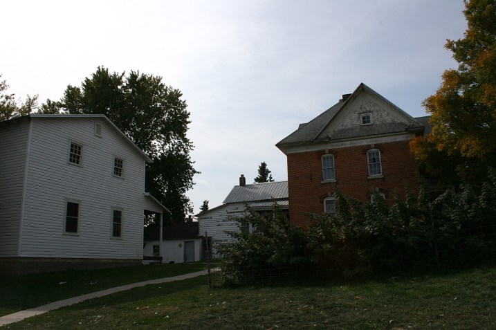 Lenora, Millers houses