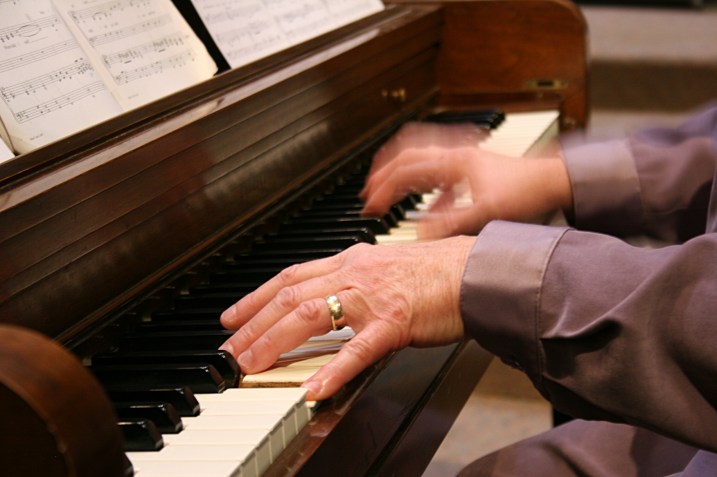 Concert, piano player's hands