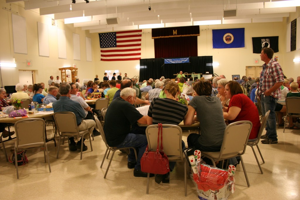 The crowd of bidders at the annual CVLHS auction.