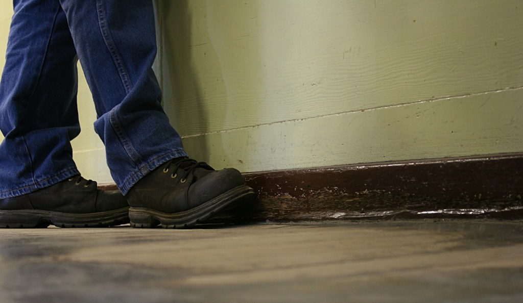 Mutch Hardware, shoes