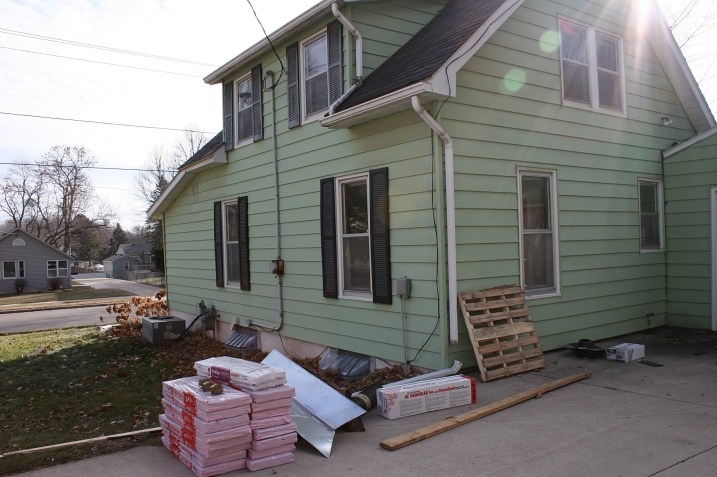 Shingles, northwest side