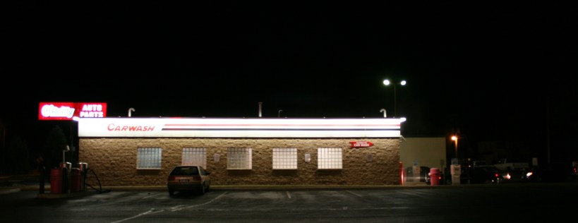 My first side view shot of the car wash, taken from the adjoining Kwik Trip gas station.