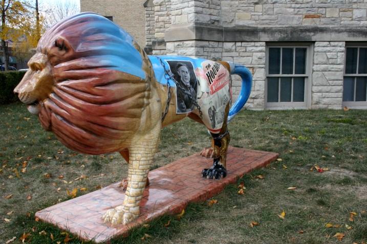 A sculpture outside The History Museum at the Castle.
