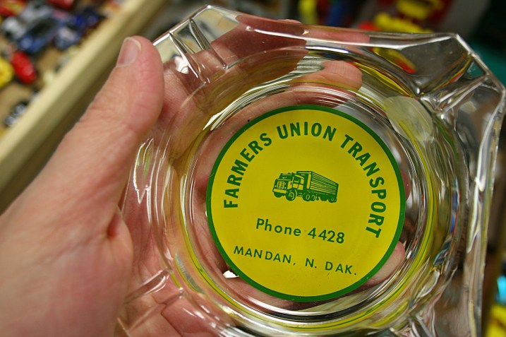 I don't smoke and don't like smoking. But I sure do I like vintage ash trays like this one from my husband's birthplace.