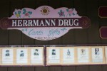 Hermann Drug, sign