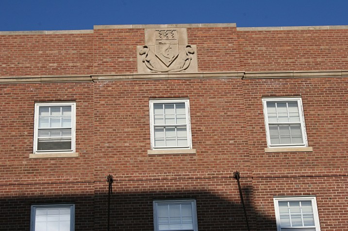 I stared for awhile at this sculpture atop the historic River Inn before realizing these are otters. The inn sits along the banks of the Otter Tail River.
