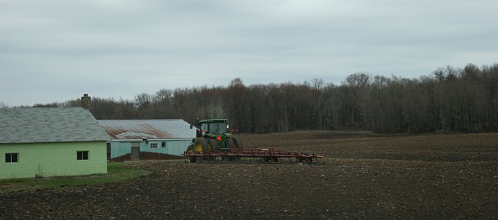 Photographed near Collegeville.