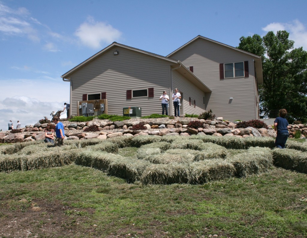 The hay bale maze between the barn and the house. The scent of freshly baled alfalfa caused me to linger here for awhile.