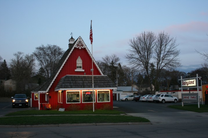Just another view of Dairyland, with the parking lot to the right.