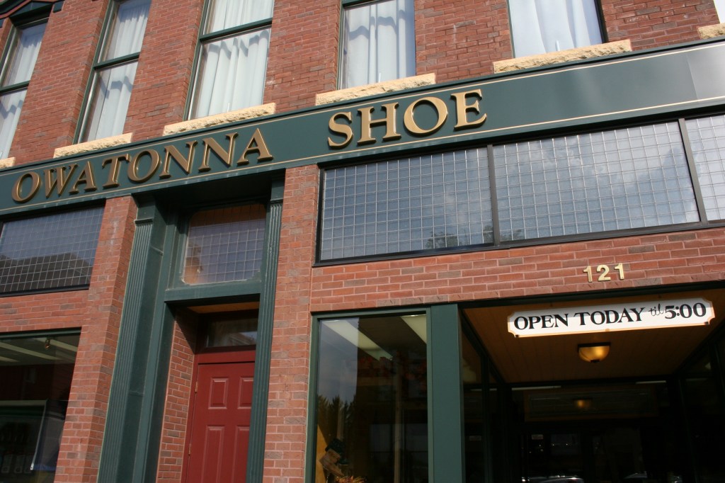 I stopped at family-owned Owatonna Shoe and snapped 40 photos, the best of which I will share in a later post. For now you'll have to settle for this exterior shot.