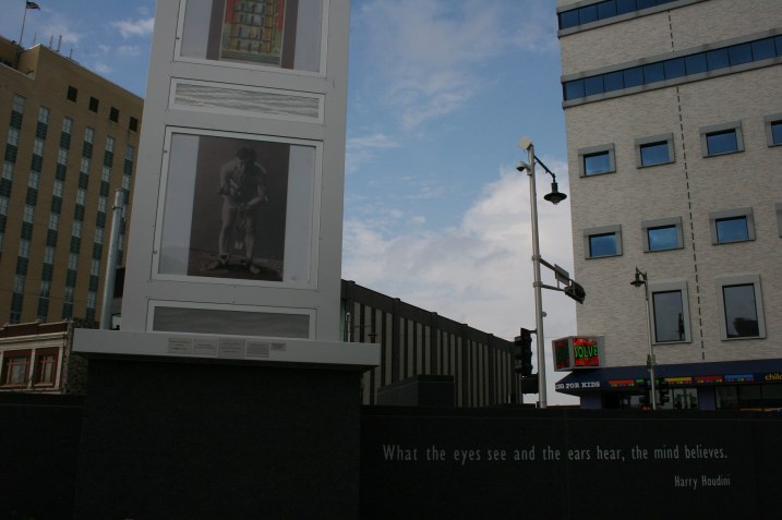Details on Houdini Plaza.