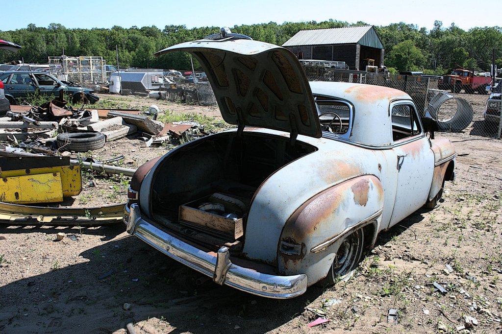 A scene from another Faribault area "junkyard." Minnesota Prairie Roots file photo.