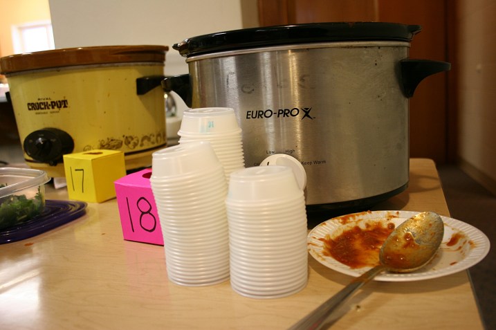 Numbered cups were stacked by the appropriately numbered chili.