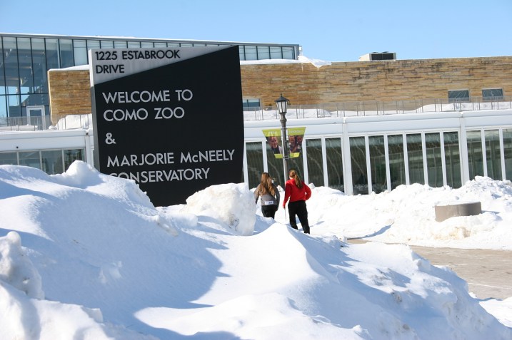 I wasn't the only one racing from vehicle to the Como Park Zoo & Conservatory minus a coat.