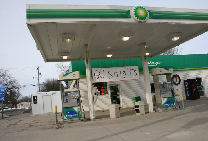 A show of support for the Kenyon-Wanamingo Knights.