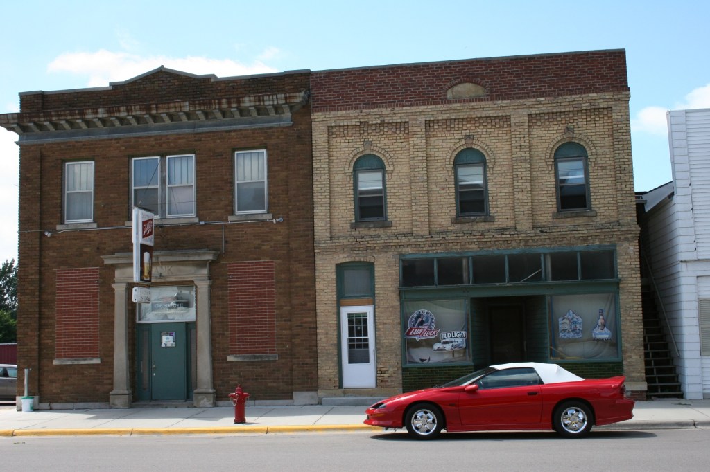 New Richland bars, 2011.