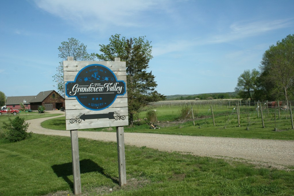 Arriving at Grandview Valley Winery.