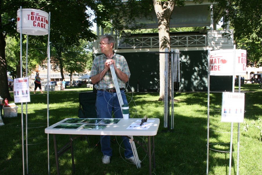 Selling the EZ Tomato Cage.